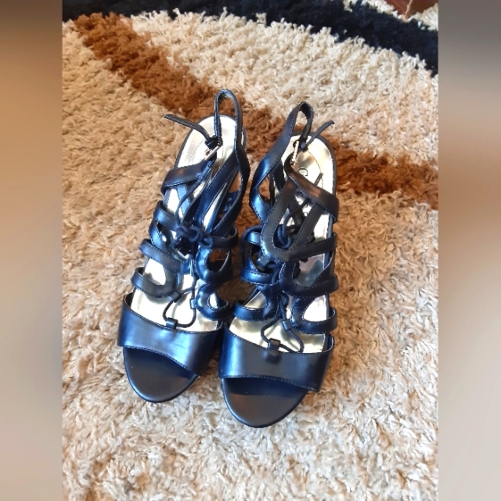 Guess Black Strappy Lace Buckle Wedge High Heel Women's Size 6